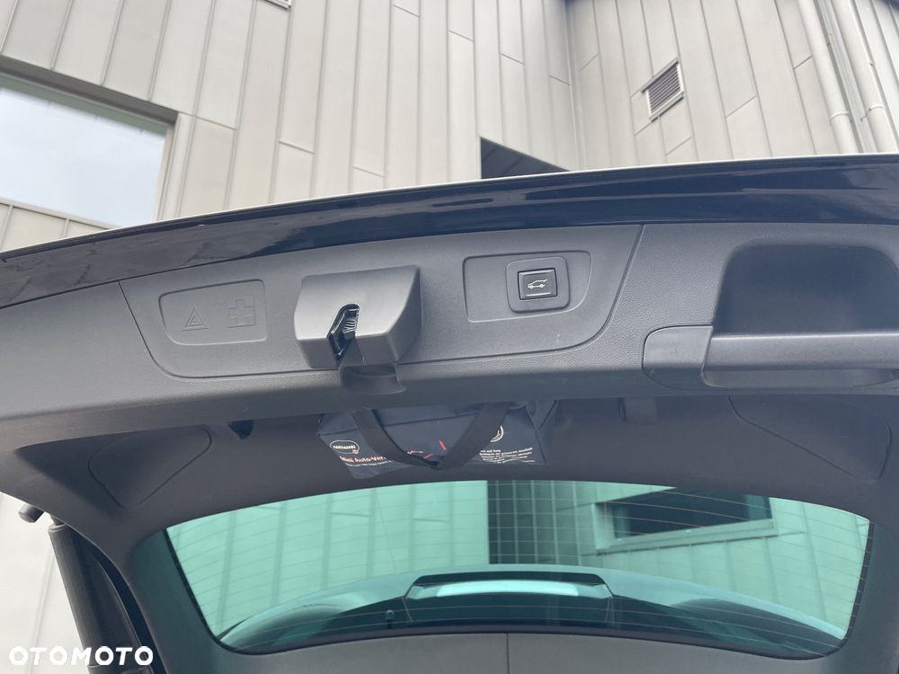 Opel Insignia 2.0 CDTI automatik Business Edition - 28