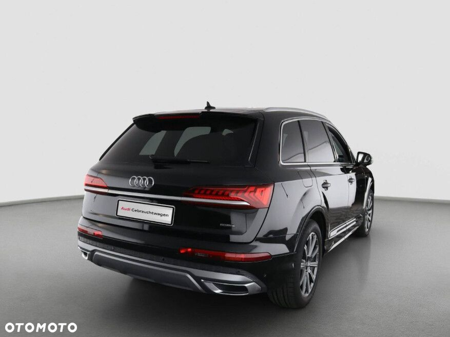 Audi Q7 - 7