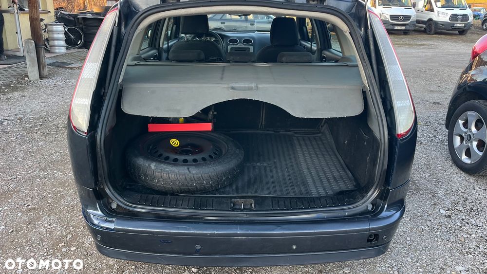 Ford Focus 1.6 Ambiente - 8