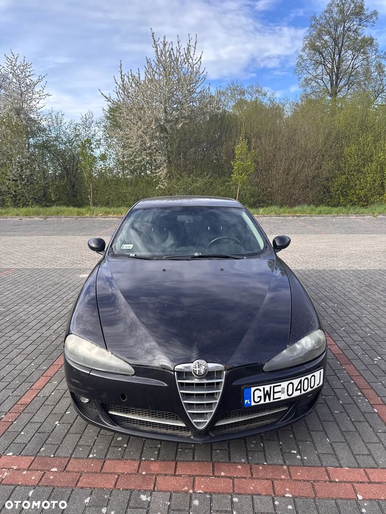 Alfa Romeo 147 1.6 Twin Spark Black Line - 2