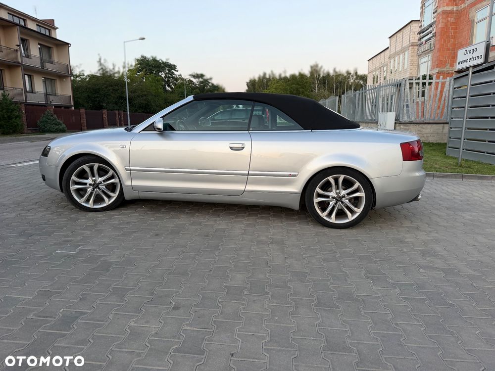 Audi A4 Cabrio 3 - 5