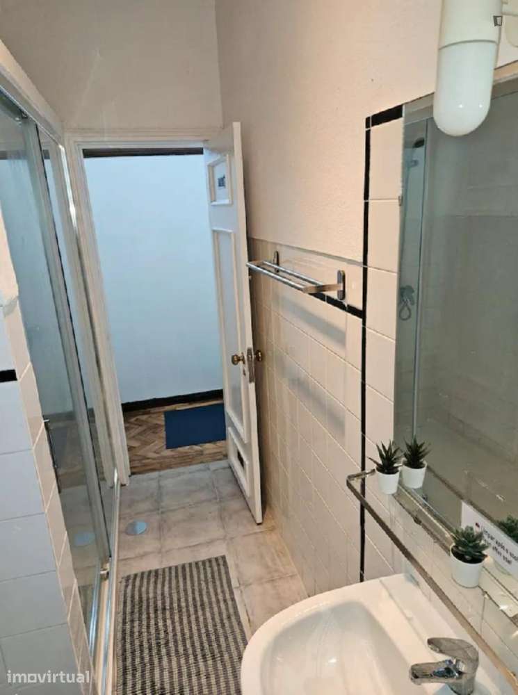 Apartamento com 3 quartos - localizado em Cedofeita Porto - Grande imagem: 3/23