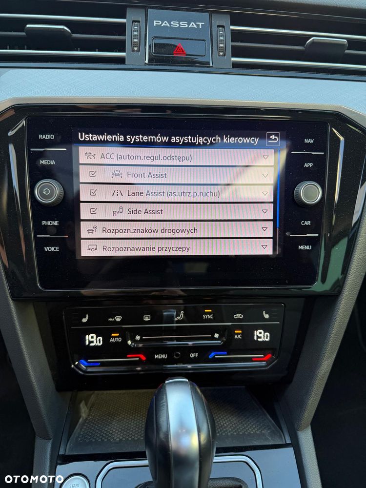 Volkswagen Passat Variant ver-2-0-tdi-bluemotion-technology-dsg-comfortline - 20