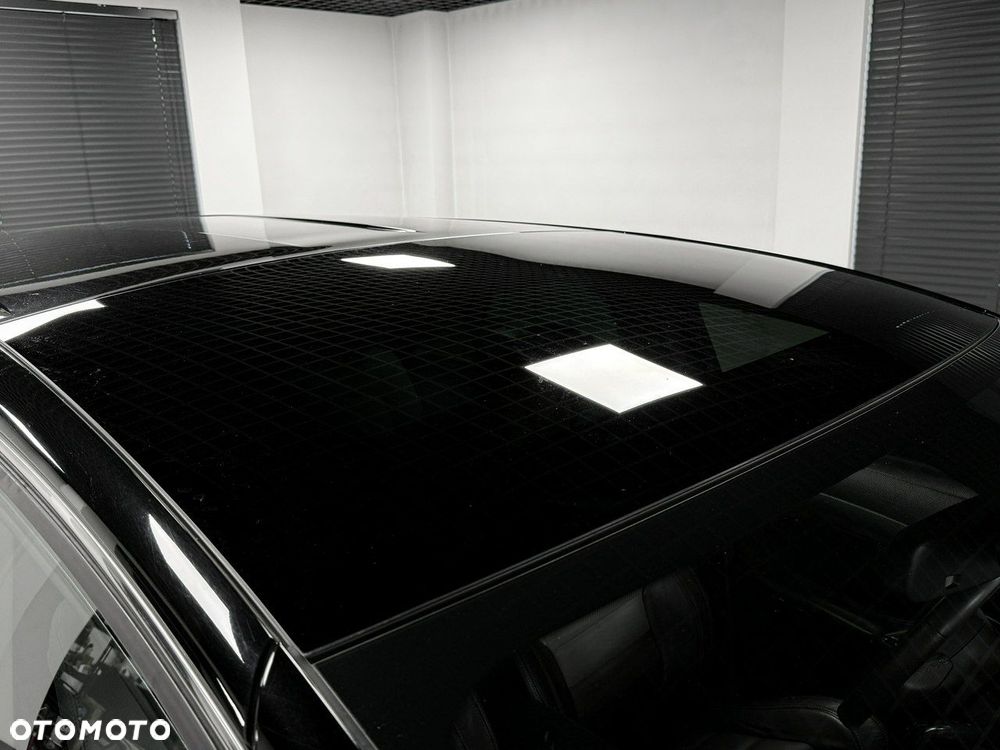 Renault Espace 1.6 dCi Energy Initiale Paris EDC - 11