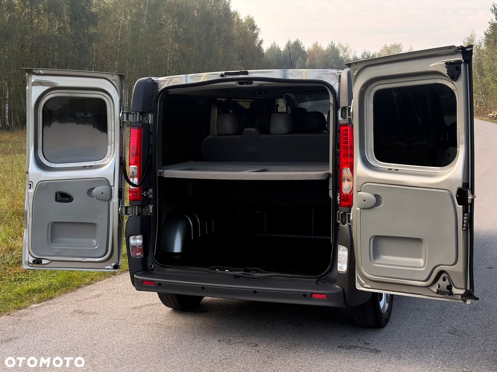 Opel Vivaro L2H1 2.9t - 15