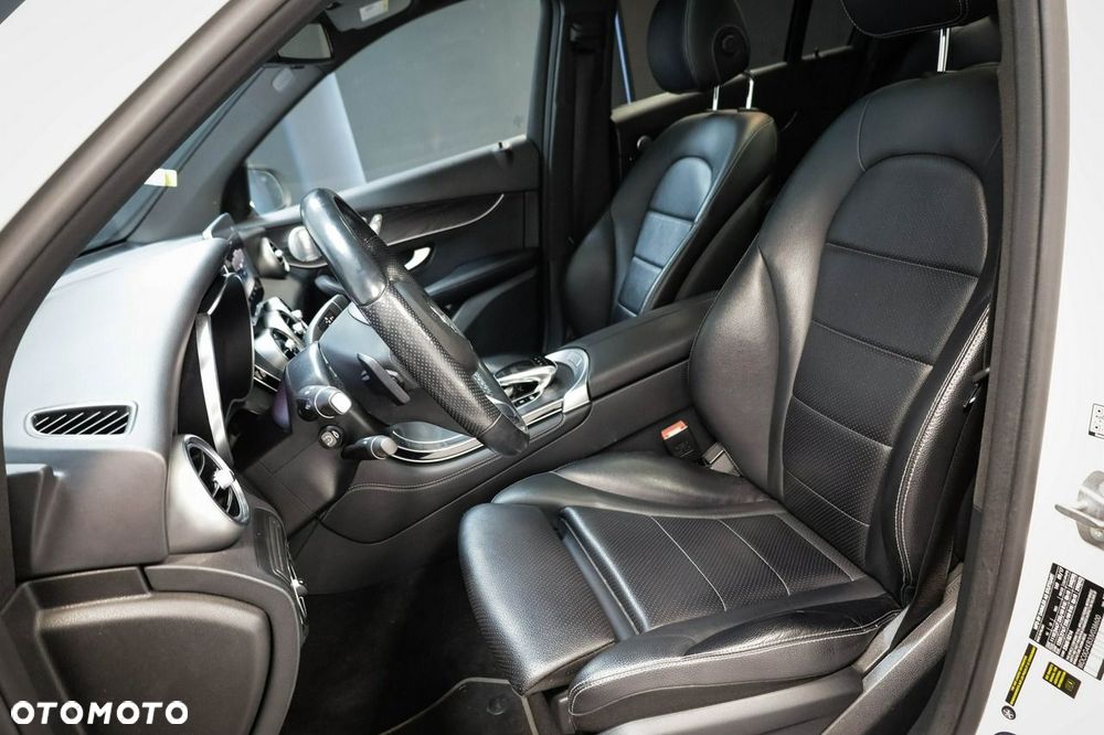 Mercedes-Benz GLC - 20