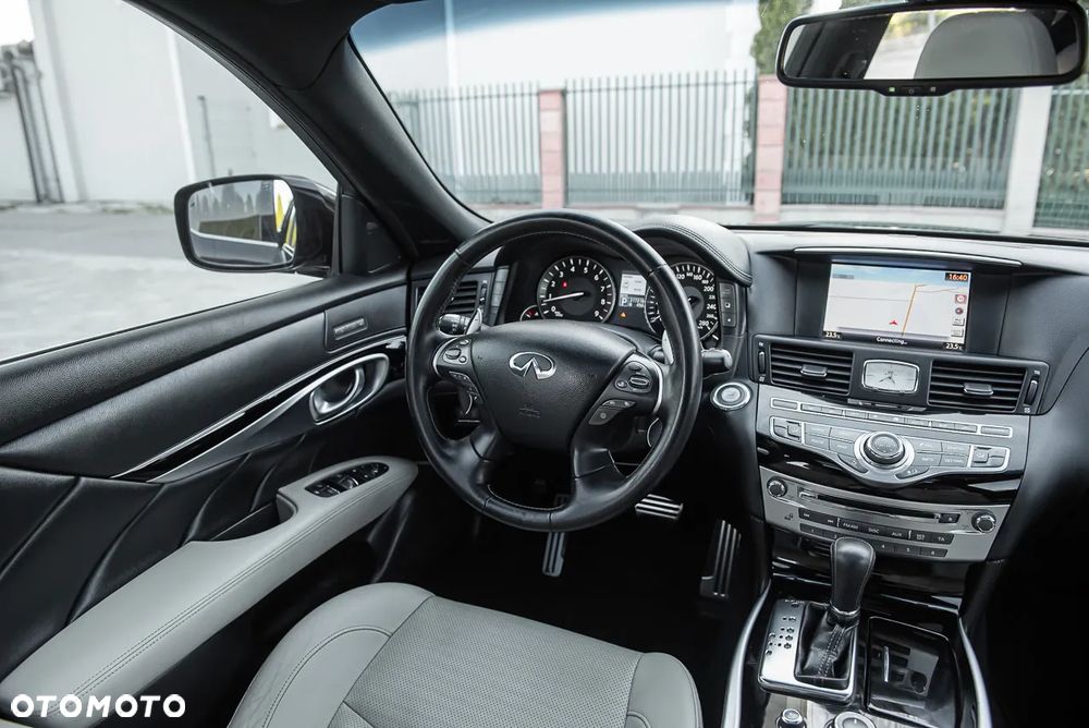 Infiniti M M37 S - 31