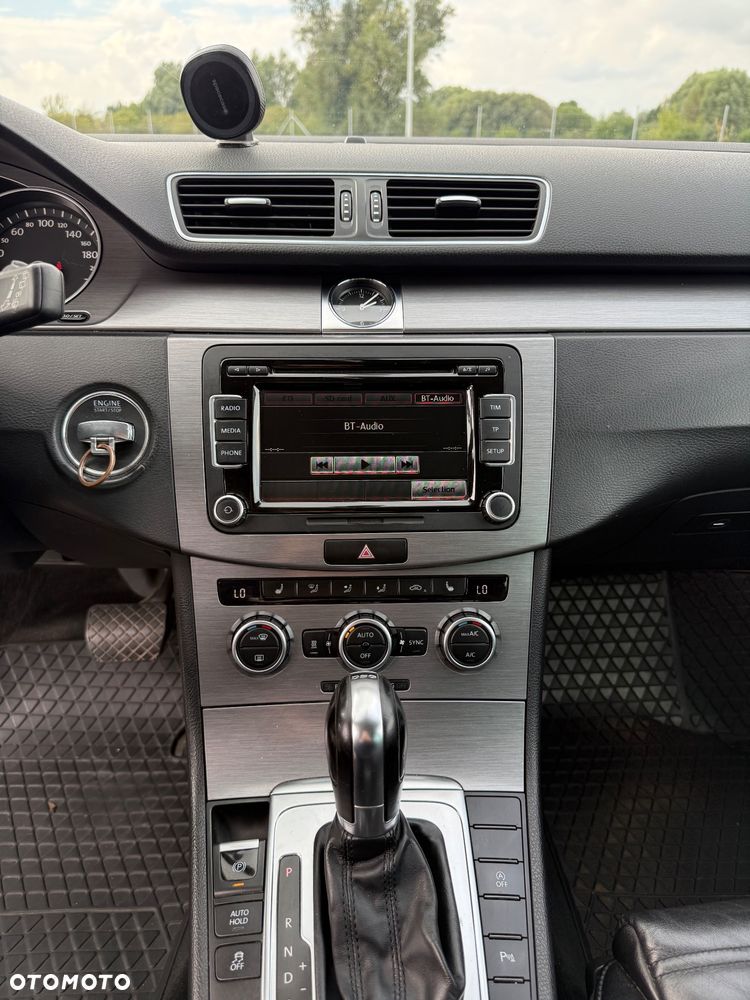 Volkswagen Passat Variant 2.0 TDI 4Mot Highline DSG - 13