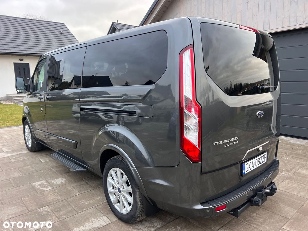 Ford Tourneo Custom 2.0 EcoBlue L2 Titanium - 37
