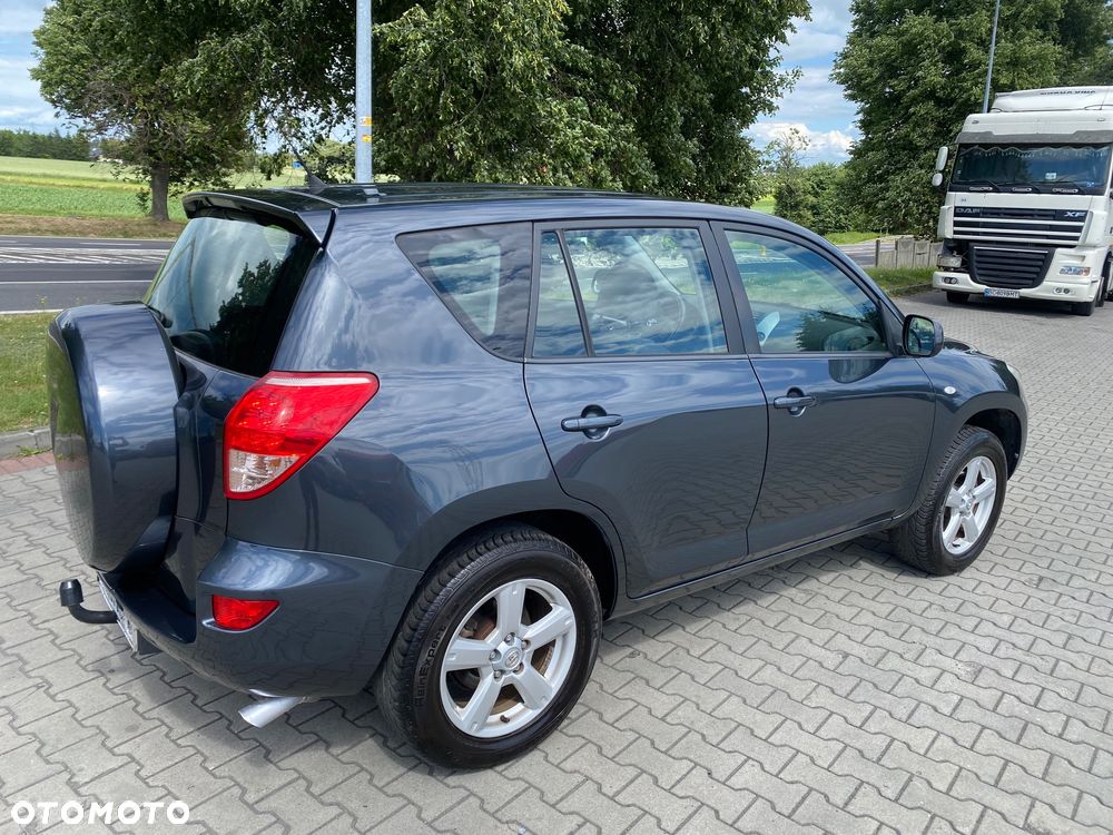 Toyota RAV4 4x4 Sol - 6