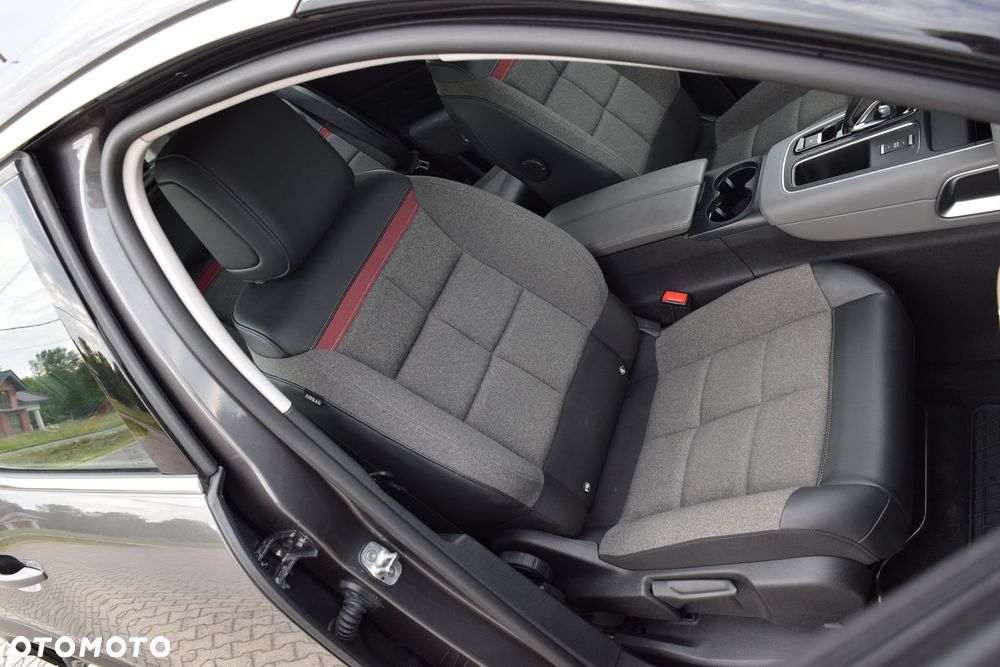 Citroën C5 Aircross 1.6 PHEV 225 Plus EAT8 - 23