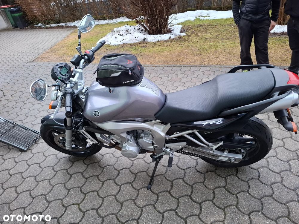 Yamaha FZ6 - 37