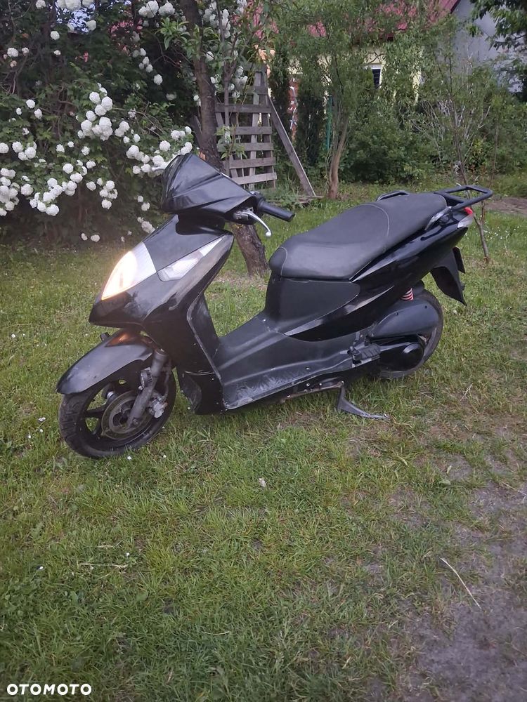 Honda Dylan - 2