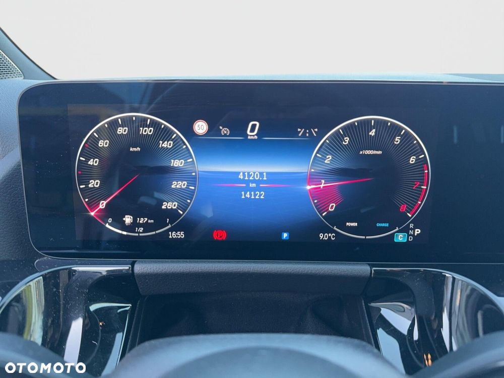 Mercedes-Benz GLA 200 AMG Line - 13