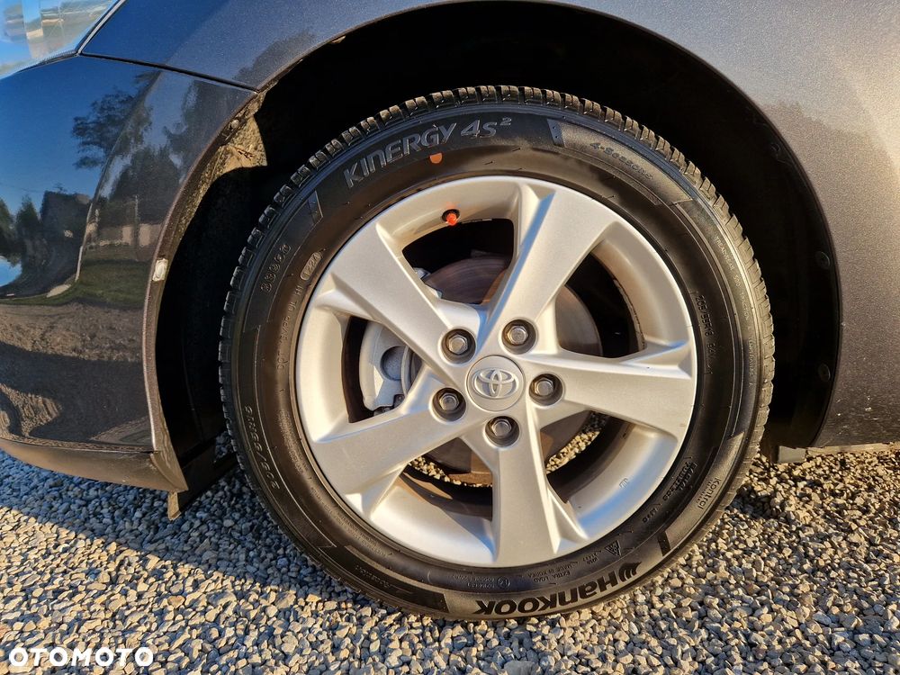 Toyota Auris - 11