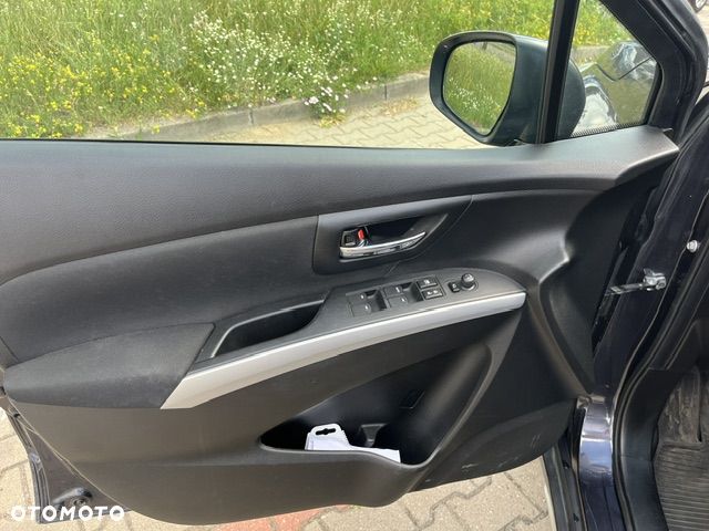 Suzuki SX4 1.6 Premium - 14