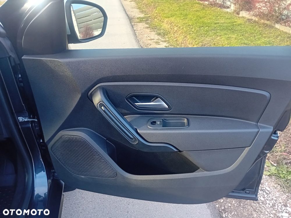 Dacia Duster 1.6 SCe Prestige - 24