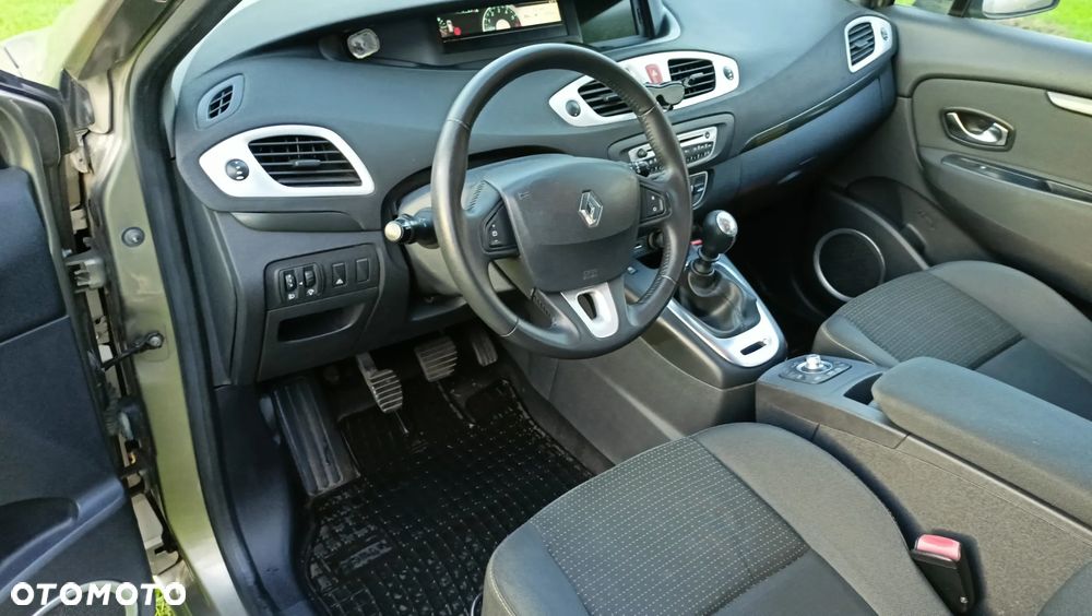 Renault Scenic 1.5 dCi Intens - 13