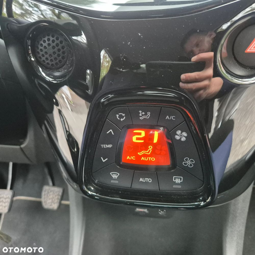 Citroën C1 VTi 72 URBAN RIDE - 6