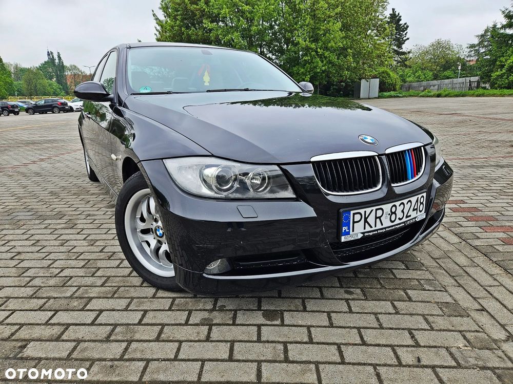 BMW Seria 3 320i - 25