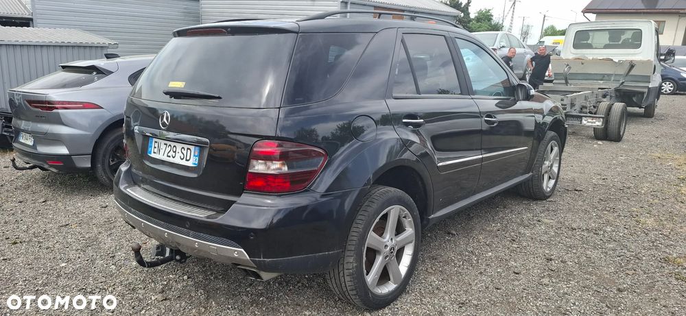 Mercedes-Benz ML 320 CDI 4Matic 7G-TRONIC - 4