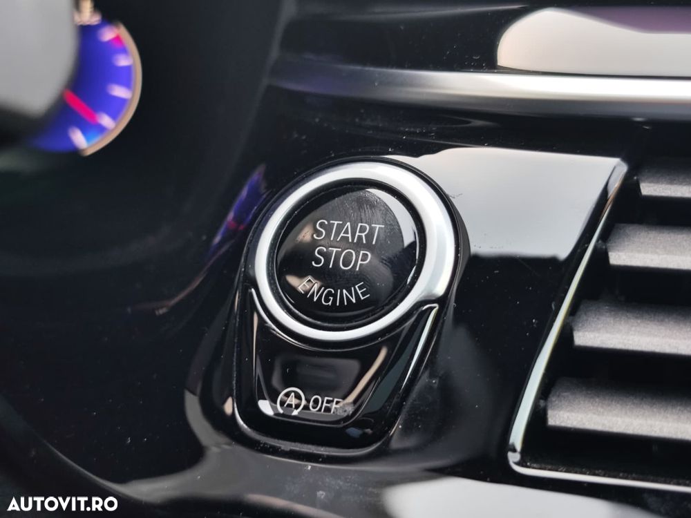 BMW Seria 5 520d AT - 32