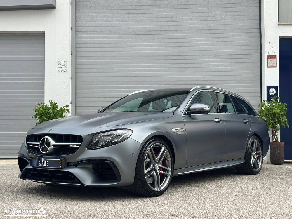Mercedes-Benz E 63 AMG S 4-Matic+ - 19