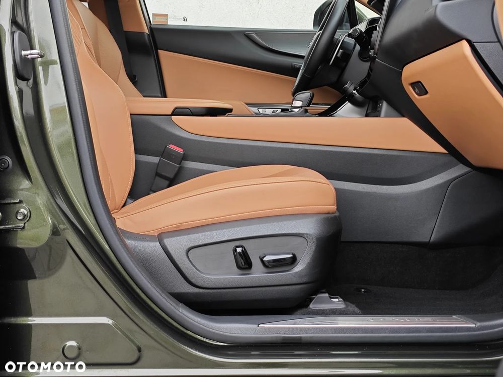 Lexus NX 450h+ Omotenashi AWD - 15