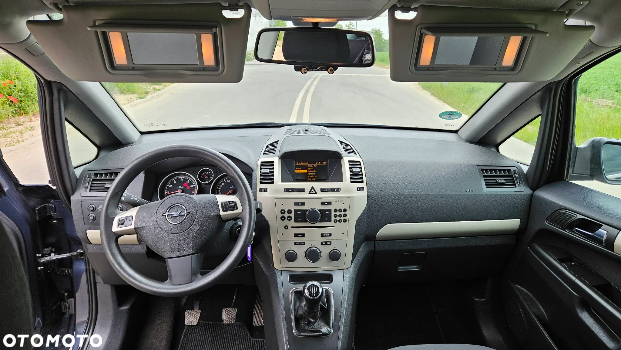 Opel Zafira 1.8 Cosmo - 22