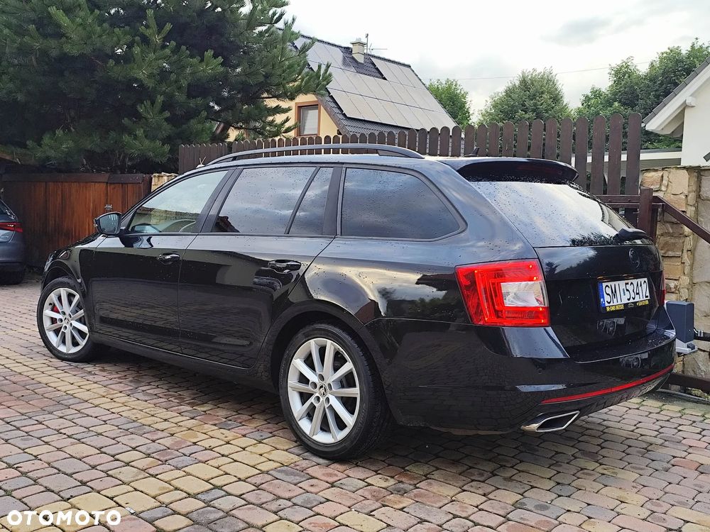 Skoda Octavia 2.0 TDI RS DSG - 34