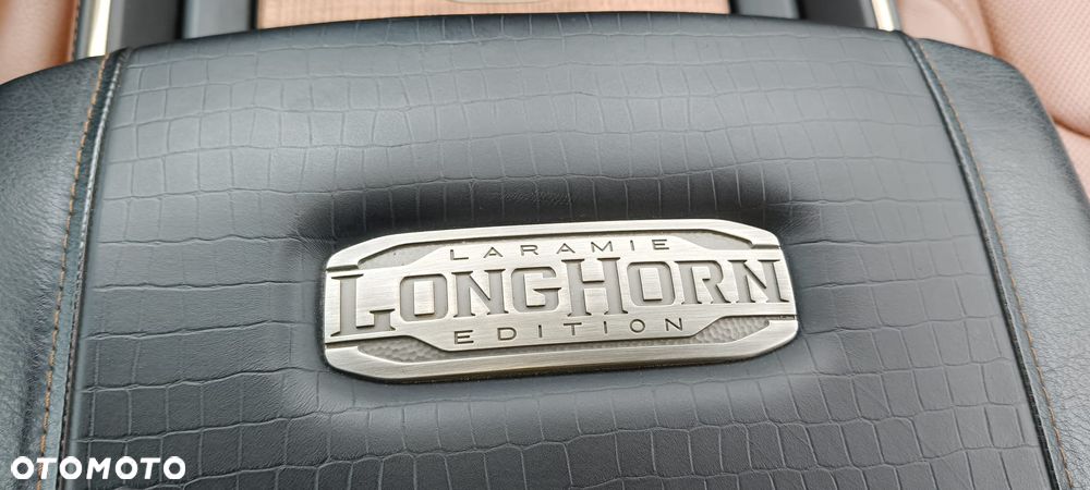 RAM 1500 5.7 Crew Cab Longhorn - 19