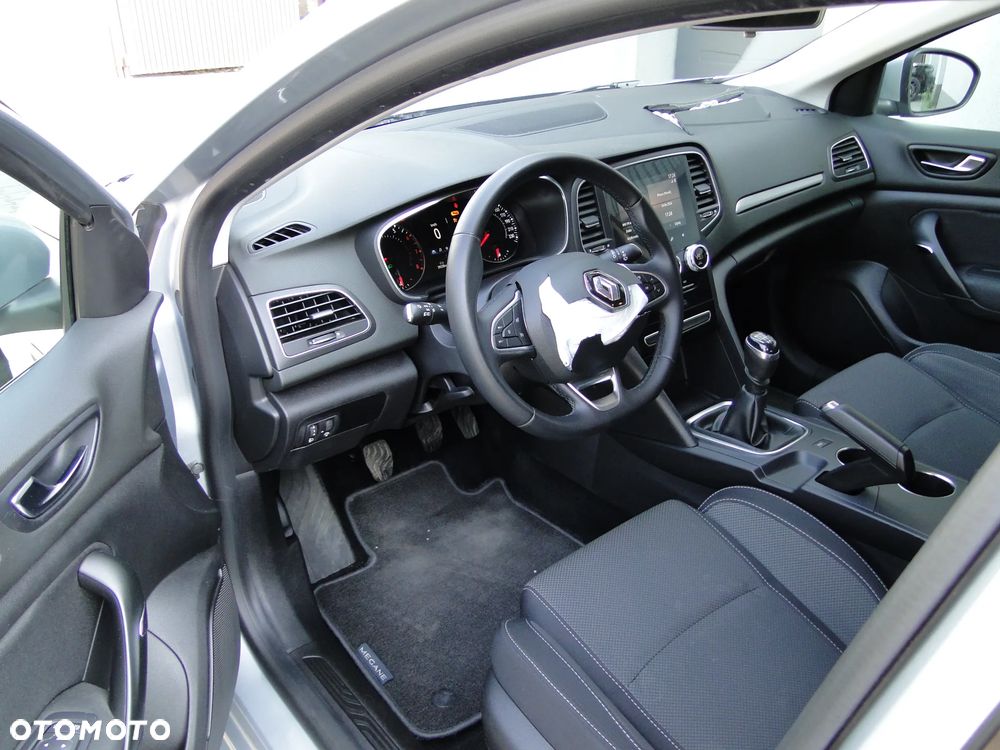 Renault Megane 1.3 TCe FAP Intens - 17