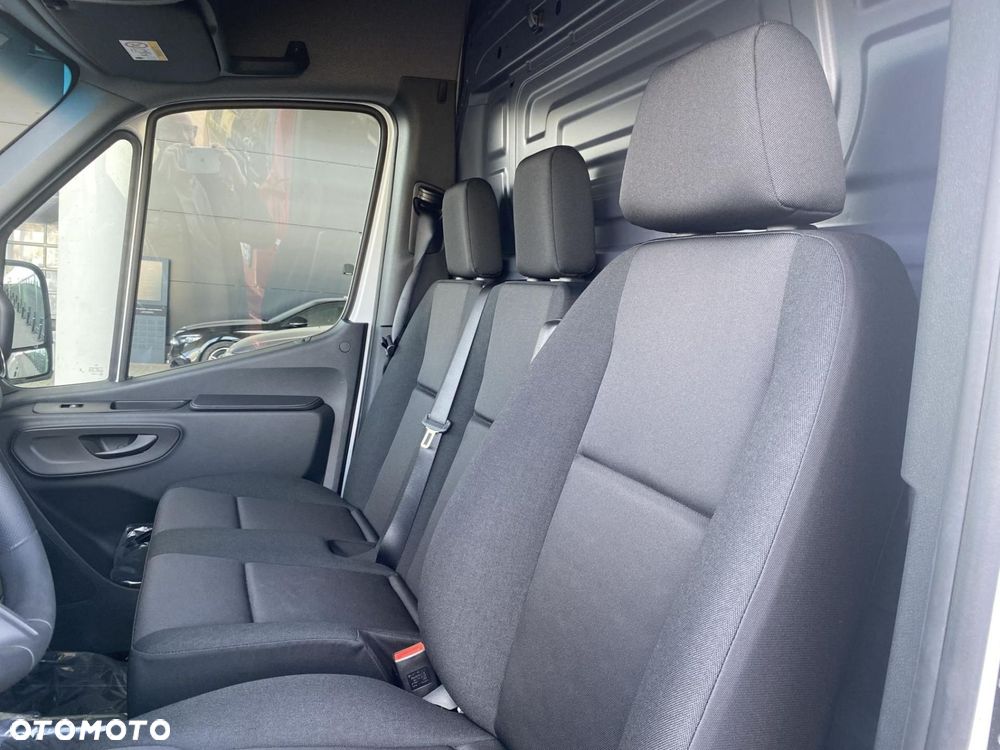Mercedes-Benz Sprinter - 9