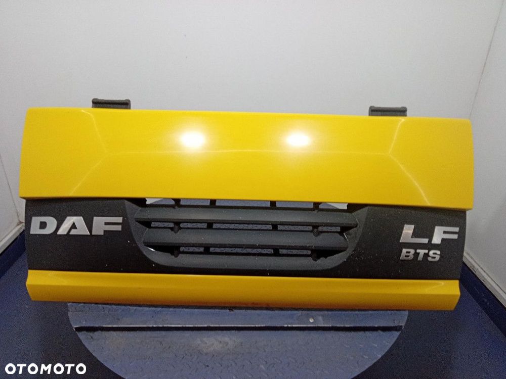 DAF LF45 01-13 MASKA PRZEDNIA ATRAPA GRILL 7420781864 - 1