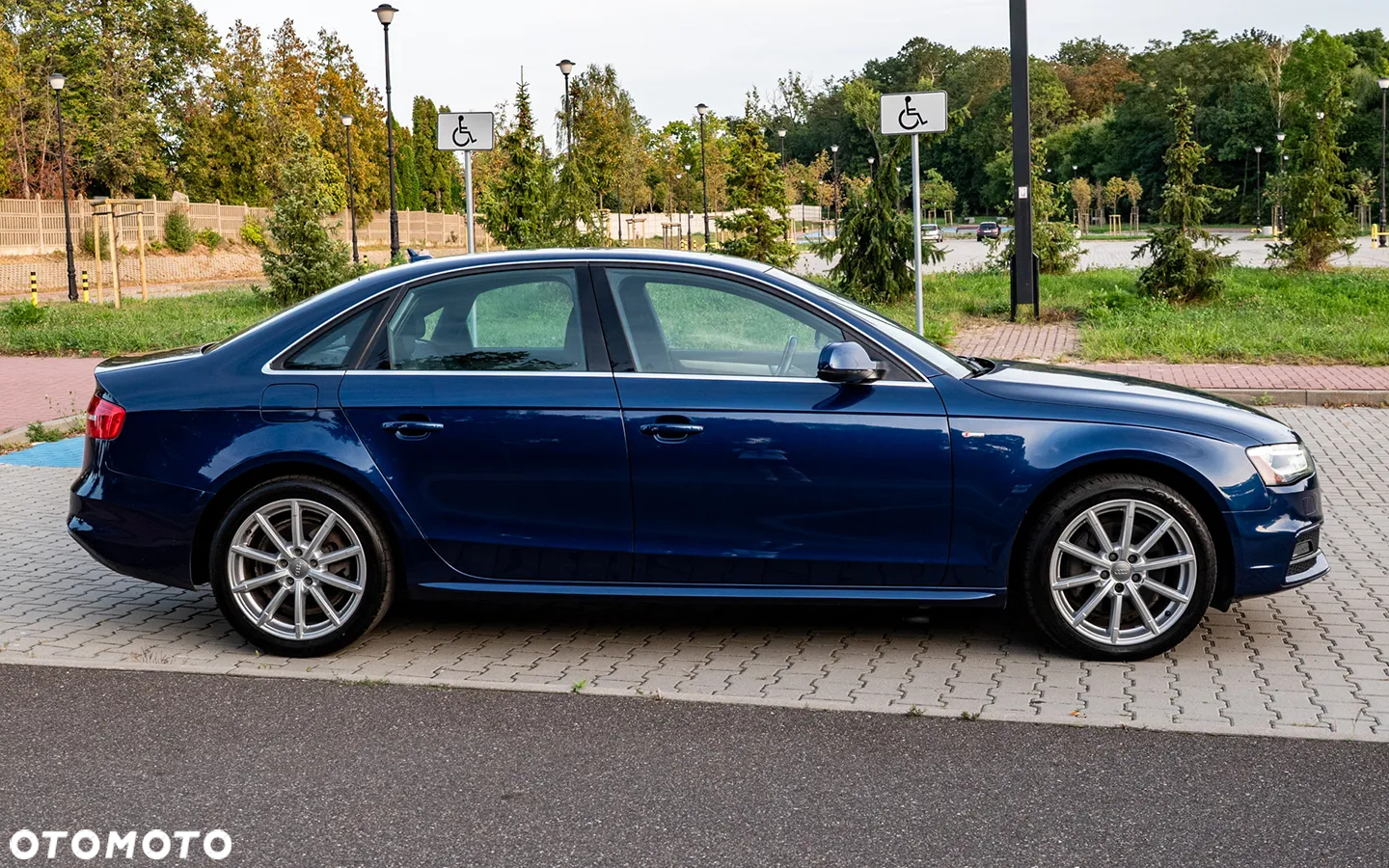 Audi A4 - 4