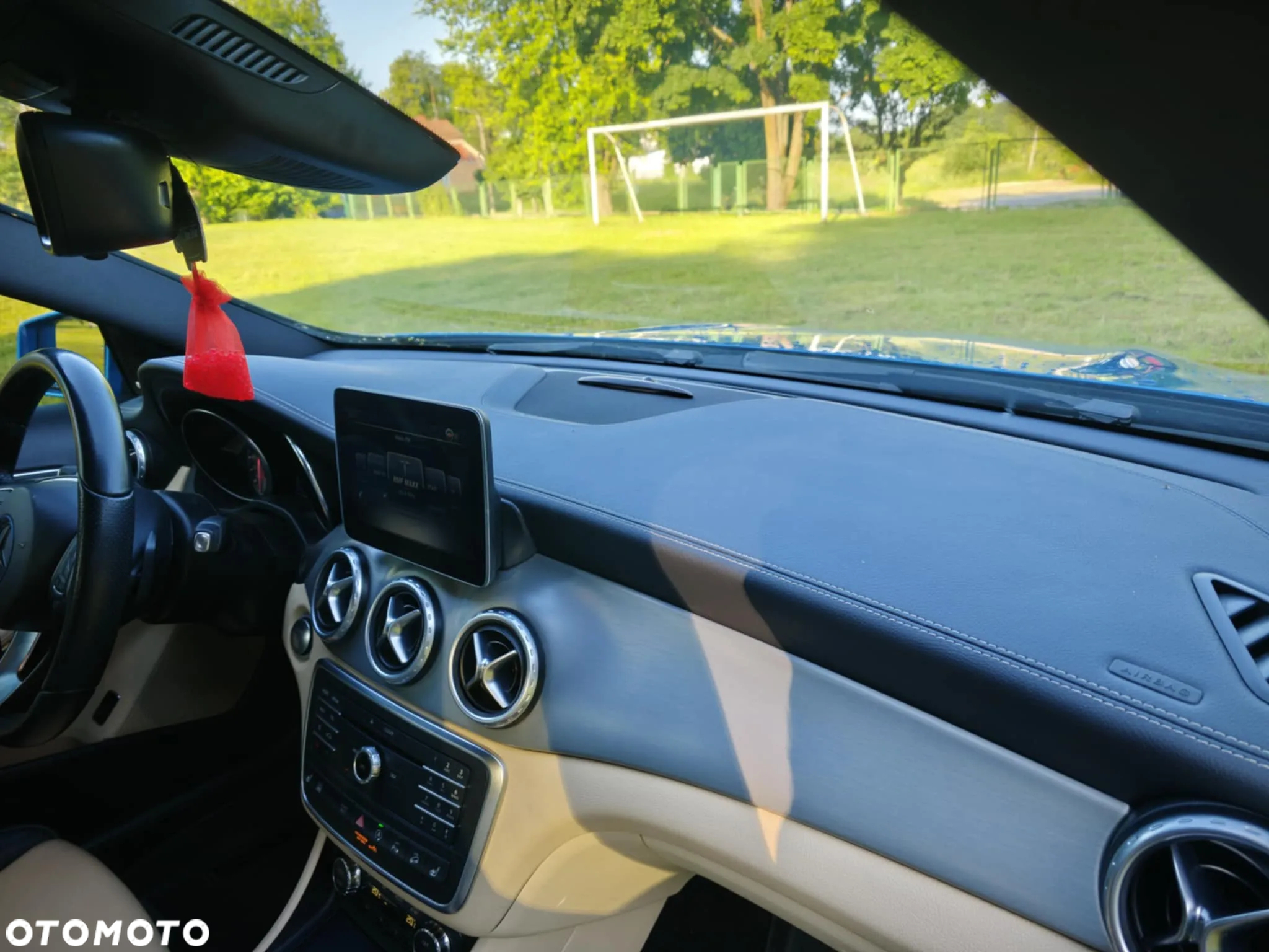 Mercedes-Benz GLA 250 4-Matic AMG Line - 14