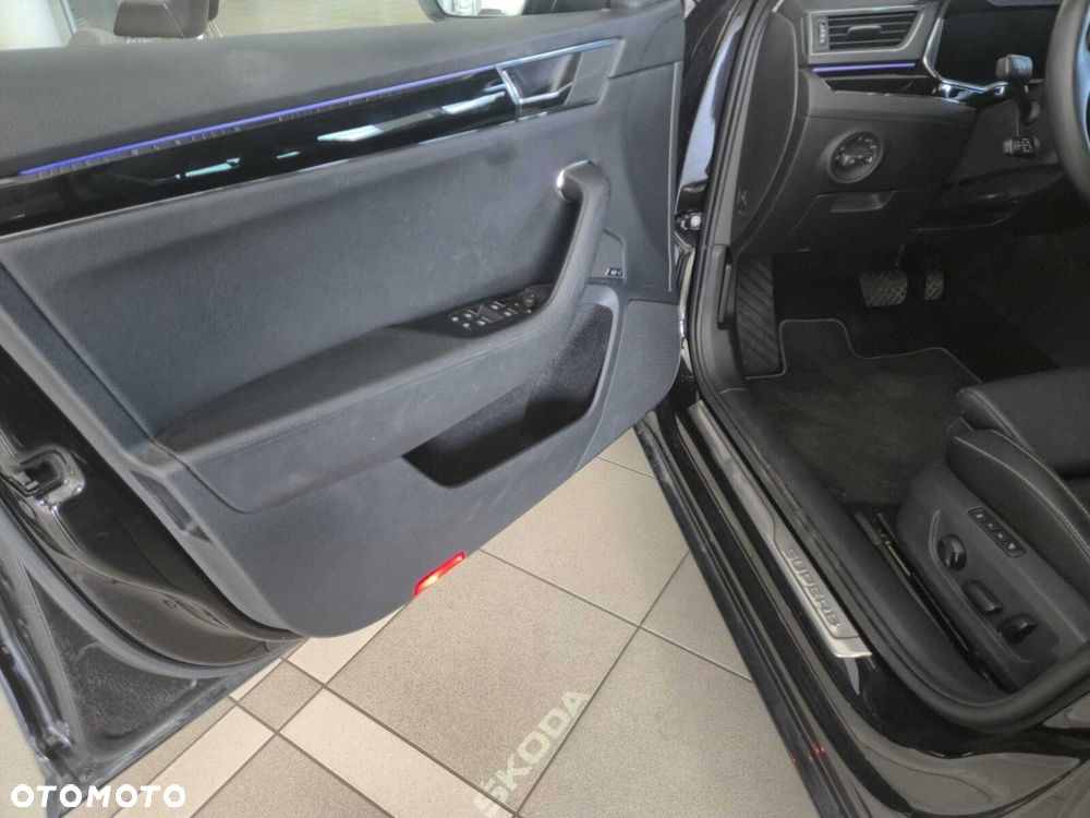 Skoda Superb - 12