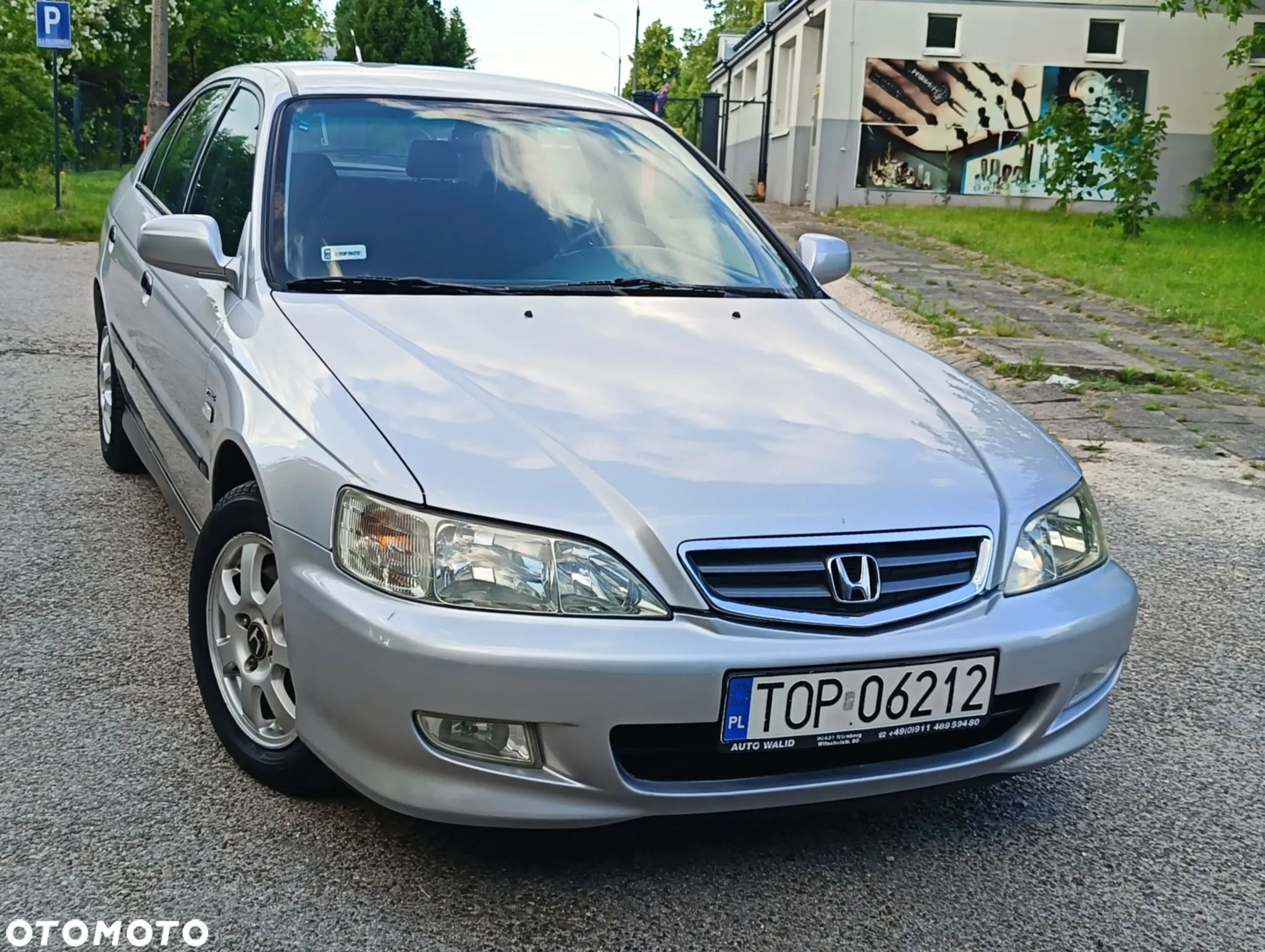 Honda Accord 1.8i LS - 16