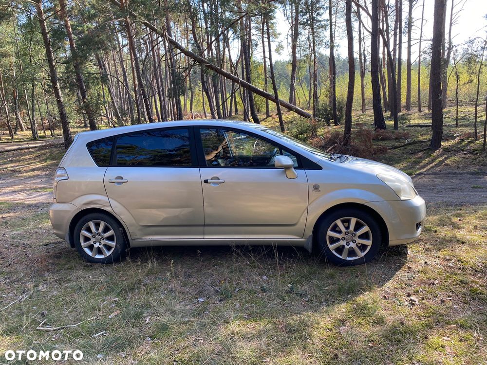 Toyota Corolla Verso - 39