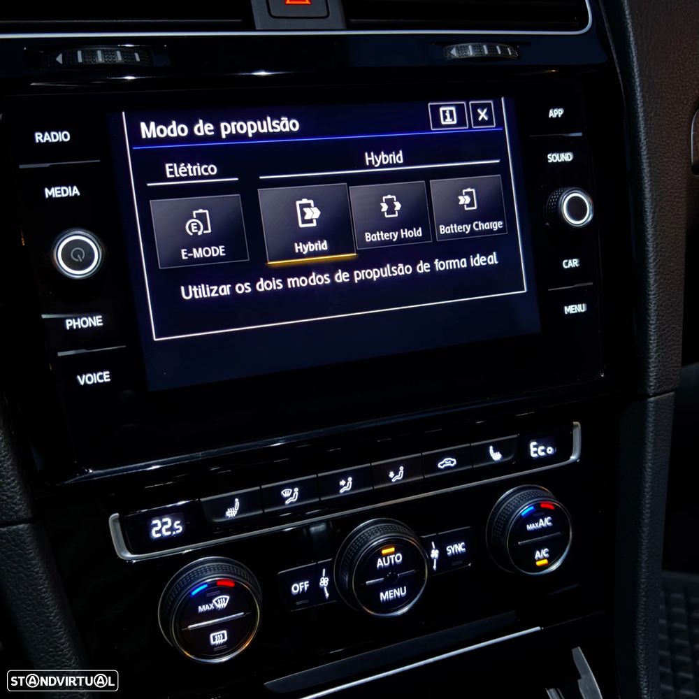 VW Golf 1.4 GTE Plug-In-Hybrid DSG - 35