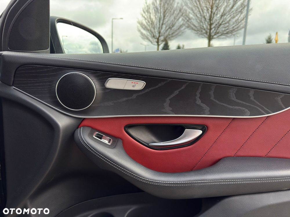 Mercedes-Benz GLC 300 4-Matic - 25