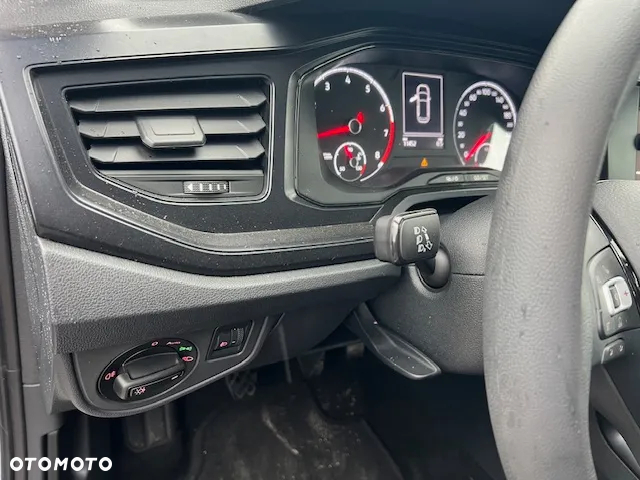 Volkswagen Polo - 23
