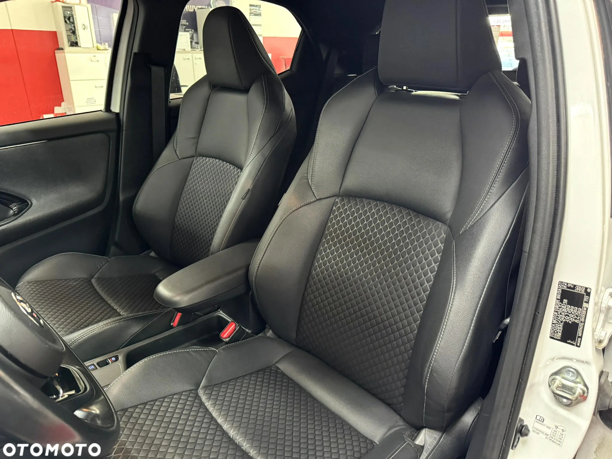 Toyota Yaris Hybrid 1.5 Selection Style - 14