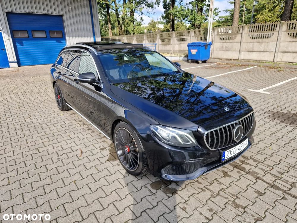 Mercedes-Benz Klasa E 200 d 9G-TRONIC - 1
