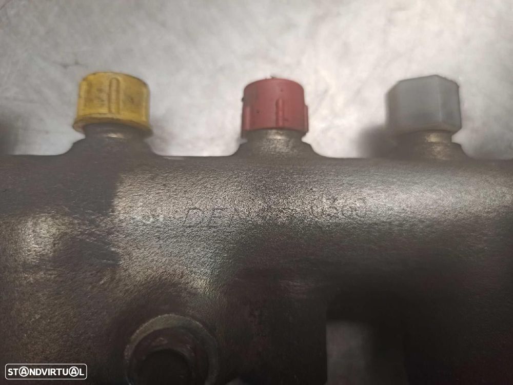 RAMPA INJETORA MAZDA 6 HATCHBACK 2003 - - 4