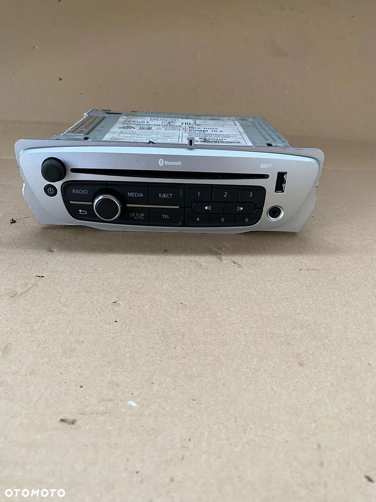 RADIO CD MP3 BLUETOOTH USB AUX RENAULT SCENIC III MEGANE III 281159184R - 1