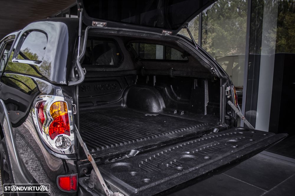 Mitsubishi L200 Pick Up 4x4 Auto Intense Cabine Dupla - 38