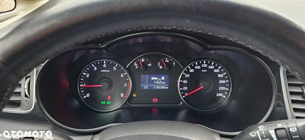 Kia Carens 1.6 GDI S EU6 - 39