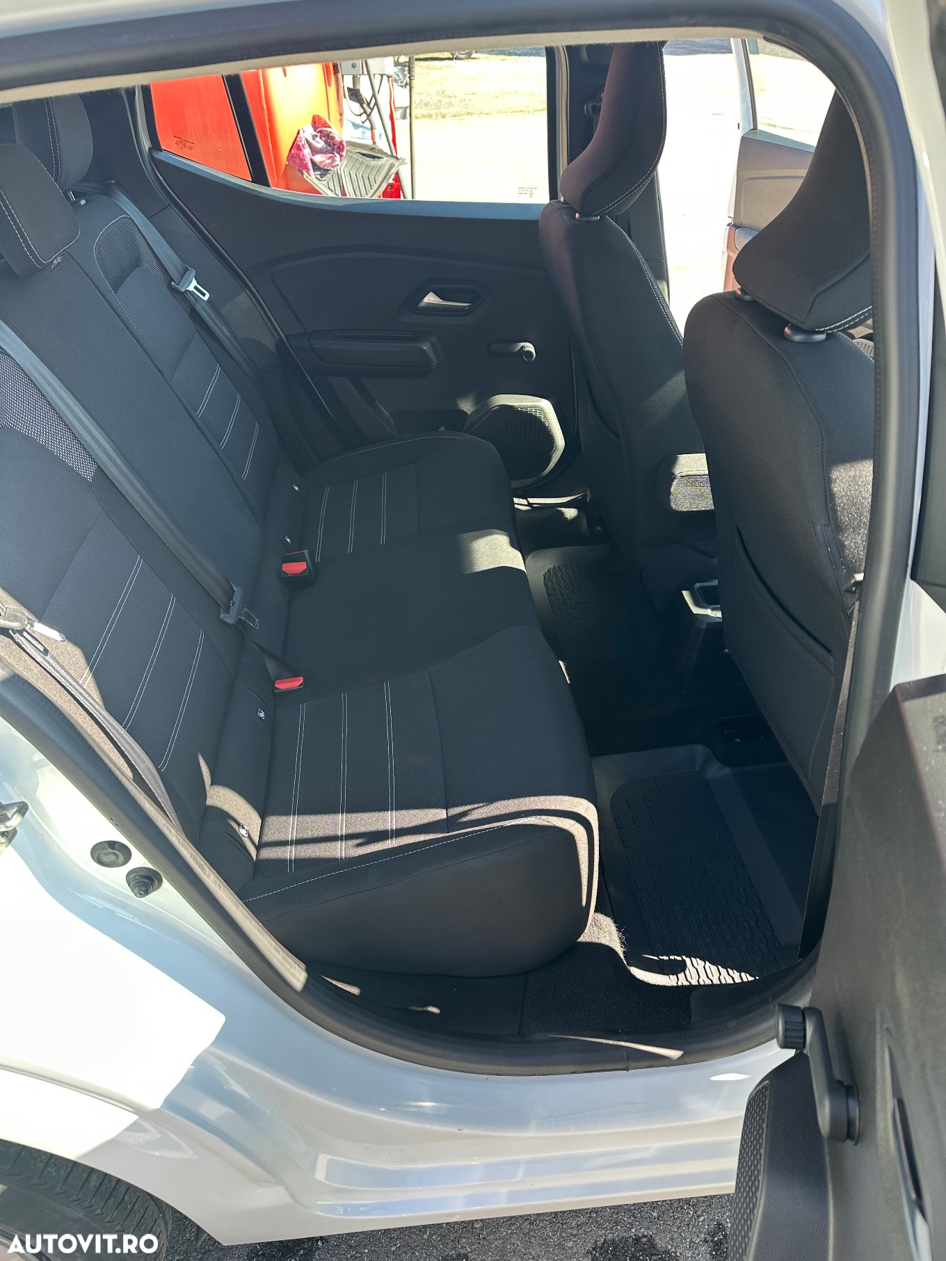 Dacia Sandero TCe 90 MT5 Expression - 14