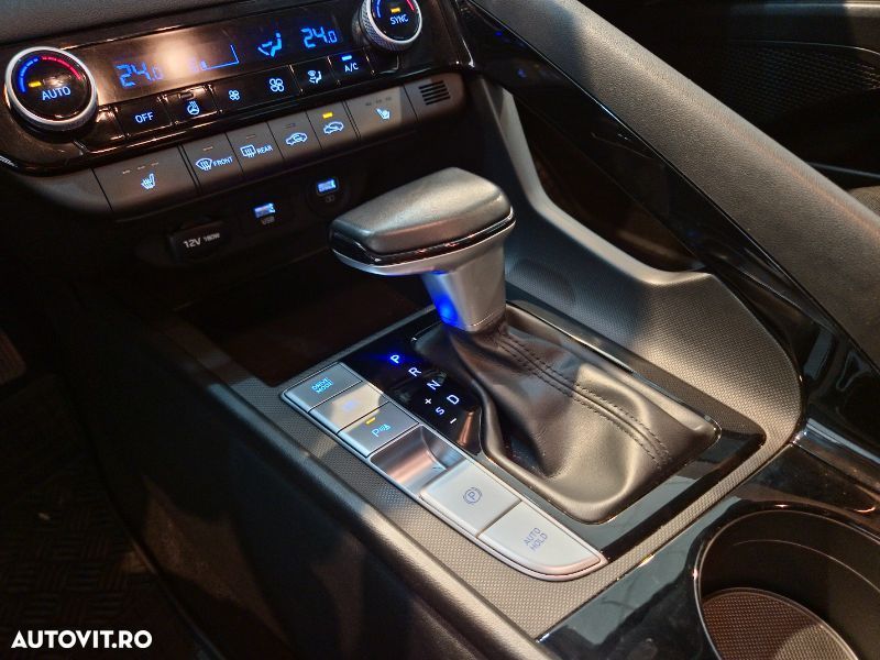 Hyundai Elantra 1.6 l 123 CP CVT Exclusive - 16